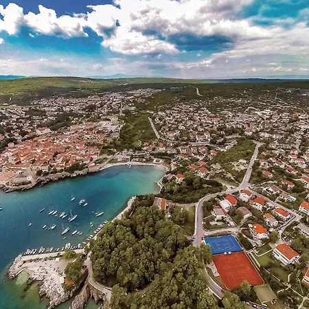 Prázdninový dům Awesome In Krk With Wifi *